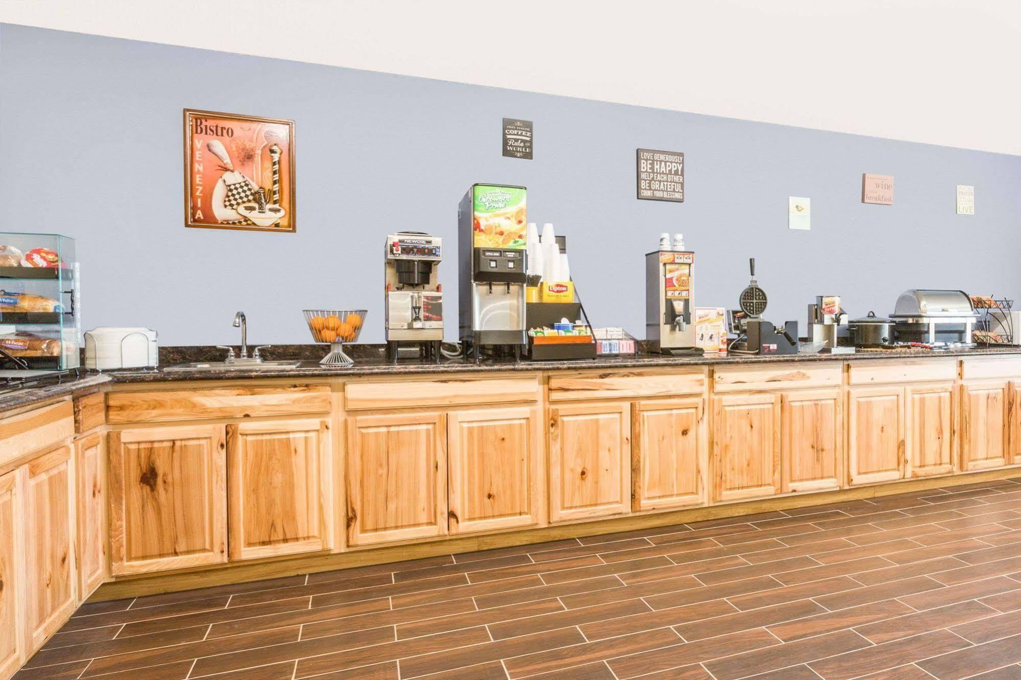 Scottsbluff Inn Εξωτερικό φωτογραφία