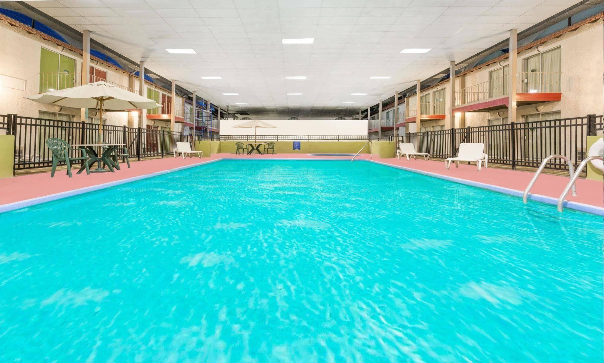Scottsbluff Inn Εξωτερικό φωτογραφία