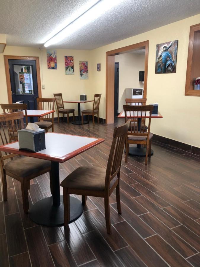 Scottsbluff Inn Εξωτερικό φωτογραφία
